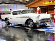 1957ビュイック 1957_Buick_Super+Riviera.jpg