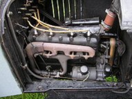 サイドバルブエンジン 220px-Fordsidevalve.jpg