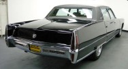 70 キャディラック フリートウッド 70-Cadillac-Fleetwood-b.jpg
